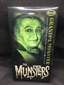 NEW! The Munsters GRANDPA MUNSTER 1:9 Scale Model Kit [Moebius Models 2013] - Picture 1 of 4
