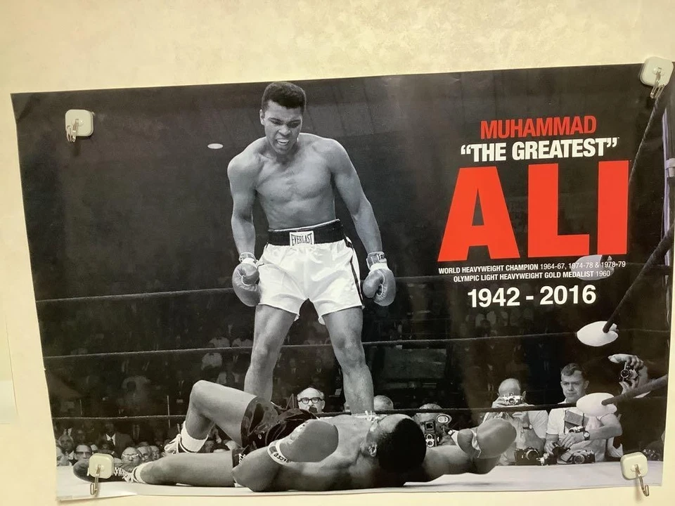 Muhammad Ali Poster 1942-2016 THE GREATEST boxing Japan 24 x 35 inch - Image 1 of 3