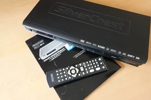 DVD Player SilverCrest - KH 6510/6511 + 7 in 2 Card-Reader - Bild 1 von 9