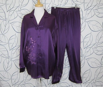 Gilligan & Omalley para mujer 2 piezas. Juego de pijama satinado bordado morado talla L Foto 1 de 4