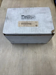 Parker Schrader Fuelle 033530099 Cilindro de sujeción Montaje de pierna 150 psi TOTALMENTE NUEVO - Imagen 1 de 6