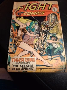 Fight Comics Tiger Girl No 61 Vintage 1949 A rescue for sure, complete - Picture 1 of 2