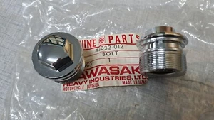 Kawasaki Z KZ 400 1974-78  Fork Caps 2 x 44032-012 NOS - Picture 1 of 3