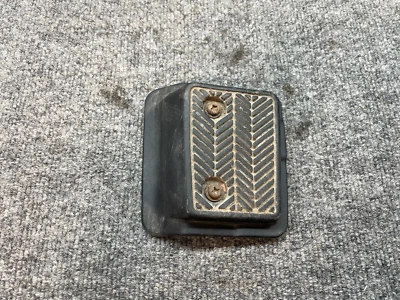 Toyota 4Runner Pickup Floor Stomp Pad Pedal Drivers Black w Screws 1984-1989 Foto 1 de 3