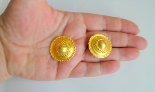 Orecchini vintage Givenchy Paris New York Spettacolo Placcati in oro con bottoni clip on