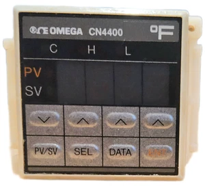 OMEGA CN4400 TEMPERATURE CONTROLLER CN4401TR - Picture 1 of 5