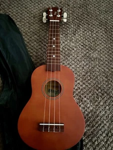 Stagg Ukulele Handmade Brown - Picture 1 of 5