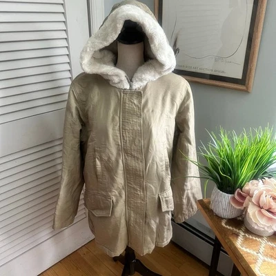 Abrigo para mujer BANANA REPUBLIC grande tostado con capucha forrado de piel sintética invierno informal Foto 1 de 4