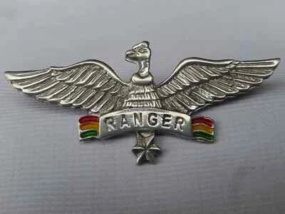 BOLIVIA RANGER número 1 Militar TÁCTICO en SUNGLA FUERZAS ESPECIALES BOLIVIANAS Insignia Foto 1 de 4