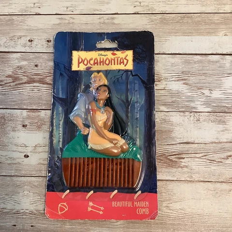 Vintage Disney Pocahontas Beautiful Maiden ￼Comb 1995 New Cover