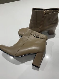 BOTAS DE CUERO LOTUS TAUPE TALLA 5 Reino Unido - Imagen 1 de 4
