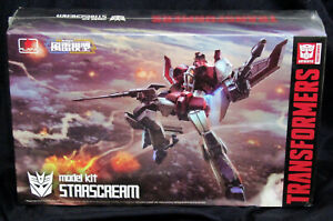 Starscream Model Kit Transformers Flame Toys Furai - Brand New!
