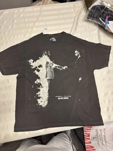 Metro Boomin Shirt Mens Medium Heroes Villains 2022 Graphic Gray Rap Tour Tee - Picture 1 of 4