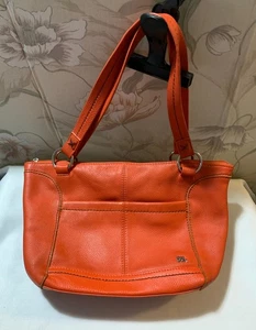 The SAK Vintage Coral Red Pebbled Leather Shoulder Bag Hobo Purse - Picture 1 of 5
