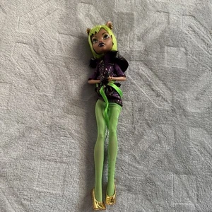 BROKEN Monster High 1st WAVE Clawdeen Wolf Dawn of the Dance Doll 2008 READ - Picture 1 of 6