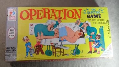 OPERATION GAME 1965 MILTON BRADLEY FIRST ISSUE WITH SMOKING DOCTOR BUZZER WORKS - Image 1 of 4