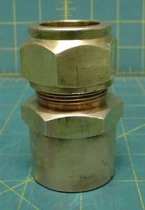 Tube to Pipe Adapter 1" OD Compression x 3/4" Female NPT Brass Straight Fitting - Picture 1 of 6