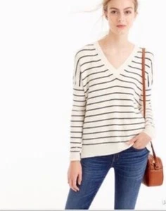 J.CREW Size XXS Relaxed-fit merino-cotton v-neck sweater in stripe IVORY G0736 - Picture 1 of 13