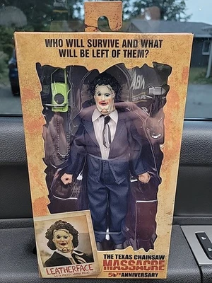 Figura retro 50 aniversario NECA Clothed Texas Chainsaw Massacre Pretty Woman Foto 1 de 2