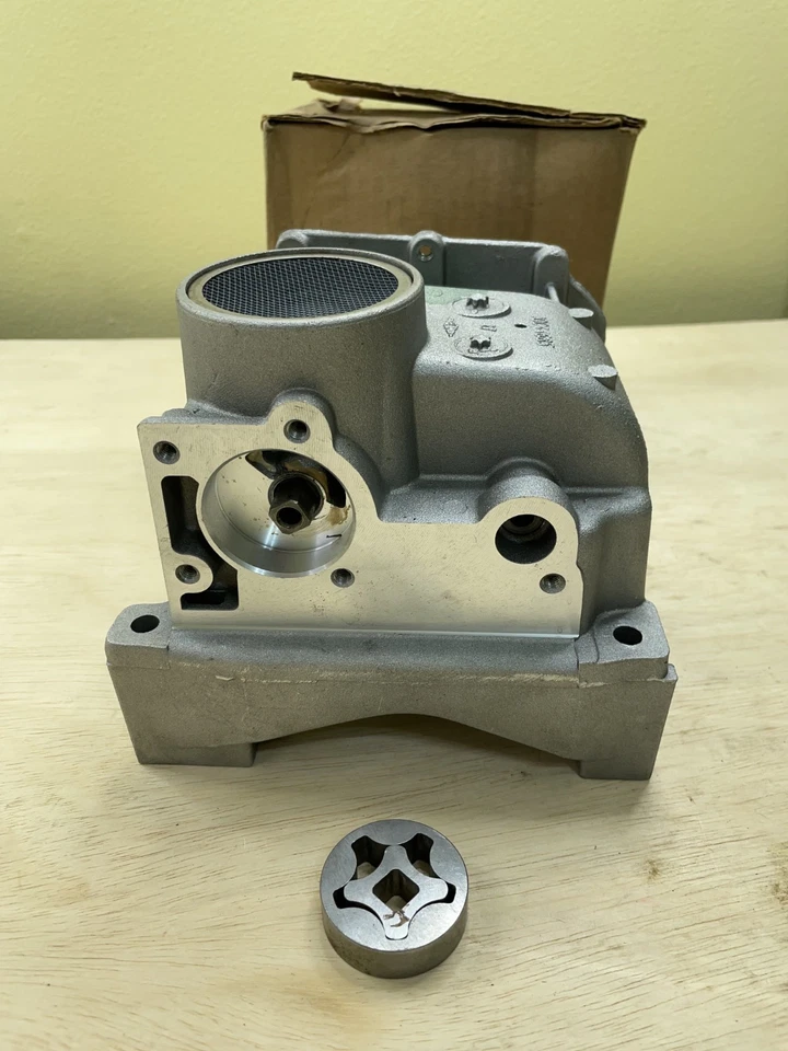 GM OEM Engine Balancer Housing Kit 87-92 Century Lumina Grand Am 12508076 NOS - Image 1 of 4