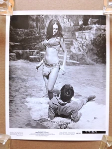 Martine Beswick and Michael Latimer original Hammer photo 1967 Prehistoric Women - Picture 1 of 2