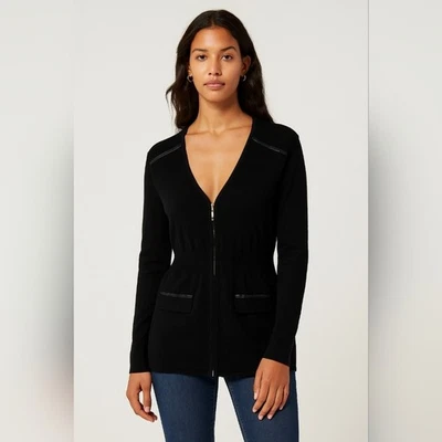 Suéter Casa Blanca Mercado Negro con Detalle de Cuero Foto 1 de 4