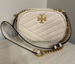 Tory Burch Kira Chevron Small Camera Crossbody Bag Cream 90450 - Bild 1 von 8