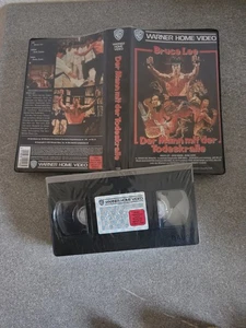 Der Mann mit der Todeskralle - Bruce Lee - VHS Kassette - Große Softbox RAR!  - Bild 1 von 1
