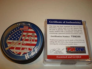 Doug Weight Signed Team U.S.A. USA Hockey Puck PSA/DNA COA Autographed HOF a - Picture 1 of 3