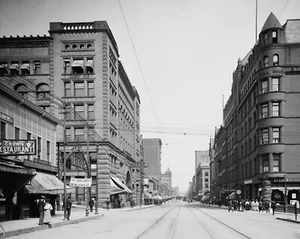 Superior Street, Duluth, Minnesota, 1904, Photo, New Picture Reproduction - Picture 1 of 1