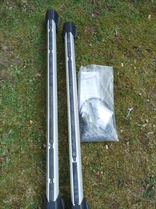 2 Tragstäbe Grundträger Dachträger 3c9 071 151 FKZ / 05 3c9 8960 019 VW Passat - Bild 1 von 4