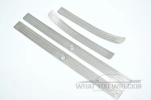 GENUINE GM FACTORY DOOR SILL SCUFF PLATES - FULL SET - VT VX VU VY VZ HBD CALAIS - Picture 1 of 9