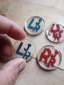Röntgenmarker mit Initialen JR zwei Sets rot und blau - Bild 1 von 9