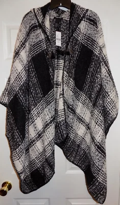 Lane Bryant O/S Plus Ruana Capa Poncho Suéter Chaqueta Negro Blanco Cuadros Con Capucha Foto 1 de 3