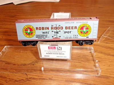 Micro-trains a 49450 N-scale Robin Hood Beer Reefer #5301 - Image 1 of 2