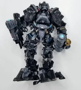 Ironhide Transformers Robot Replicas (2009) Revenge of the Fallen - Poseable - Picture 1 of 4