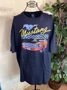 Camiseta gráfica Ford Mustang (3XL)- NUEVA CON ETIQUETAS - Imagen 1 de 5