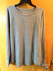 Women’s XL Dry Tek Gear Gray Long Sleeve Crew Neck Workout Shirt Pre Owned - Picture 1 of 6