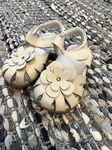 Femizee Girls Leather Soft Closed Toe Princess Flat Shoe Sandal Size 12 Toddler - Picture 1 of 6