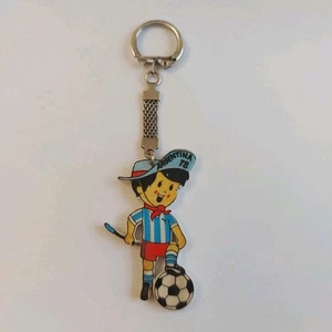 Vintage 1978 FIFA World Cup Argentinien Gummi Maskottchen Gauchito Schlüsselanhänger Fußball - Bild 1 von 11