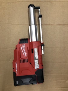 Milwaukee 2509-20 M12 HAMMERVAC Universal Dust Extractor (Tool Only) - Picture 1 of 2