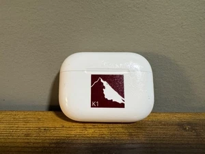 Boîtier de charge de remplacement OEM Apple AirPods Pro (1ère génération) UNIQUEMENT - Blanc A2190 - Photo 1 sur 6