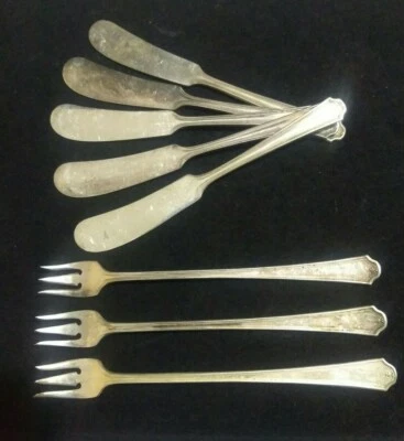 8 Antique Rogers PURITAN c1912 Silverplate Butter Spreader Knives 3 Seafood Fork - Image 1 of 4