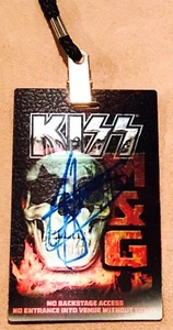 KISS signierter Gene Simmons signierter Backstage-Pass (Stanely Ace Criss) mit Proof - Bild 1 von 3