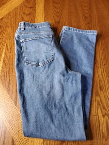 Lee Classic Fit Jeans Women's Size 6 Medium Blue Med. Wash Straight Leg - Picture 1 of 10