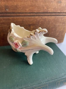 Maceta de cerámica pequeña blanca floral decoración vintage victoriana nueva de stock dorada - Imagen 1 de 7