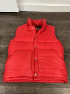 Mountain Lion Red Puffer Snap Front Vest Mens Medium Vintage 70’s Wenatchee WA - Picture 1 of 3