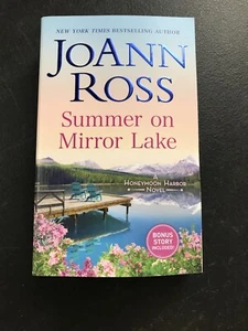 Summer on Mirror Lake (Honeymoon Harbor) - Mass Market Paperback - GOOD - Foto 1 di 2