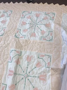 TULiP🌷QUILT TAGESDECKE Dreieck Bordüre HÜTTE LANDHAUS WUNDERSCHÖN QUEEN - Bild 1 von 12