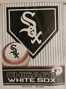 Chicago White Sox MLB Baseball 27" X 37" Banner Flag NIP NEW Wincraft - Picture 1 of 2